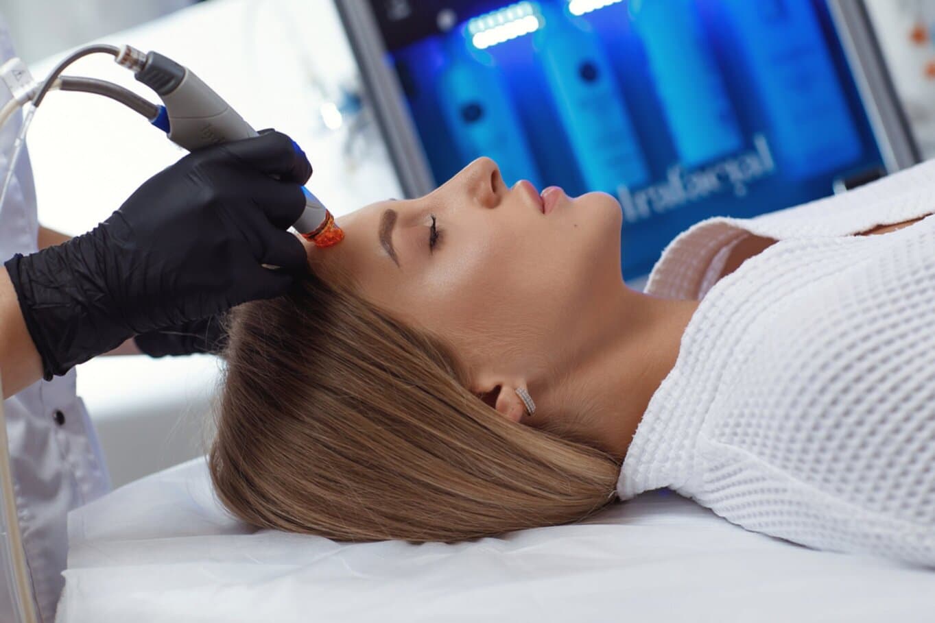 hydrafacial vs microdermabrasion